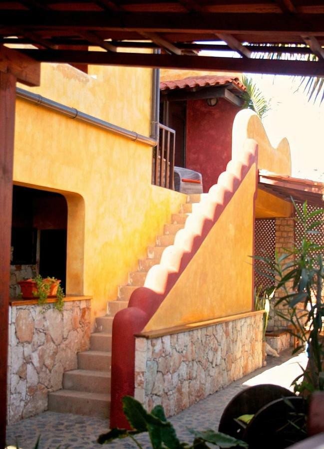 Sakaroule B&B Santa Maria Bagian luar foto